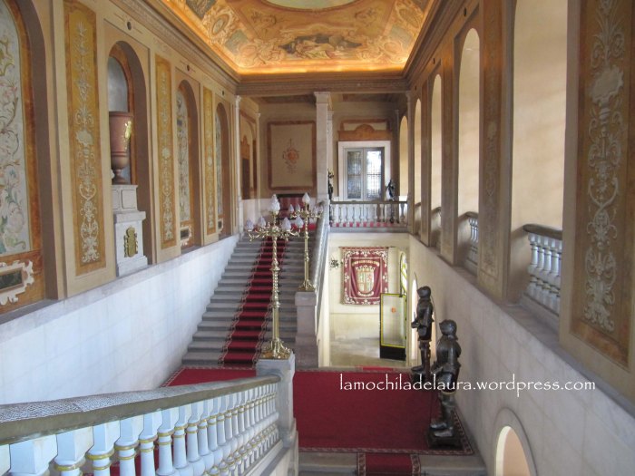Escalera palacio