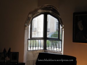 Interior ventana plateresca