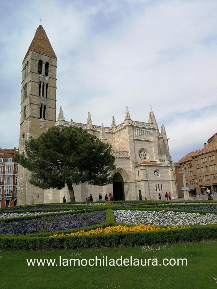 Iglesia de Santa María de la Antigua