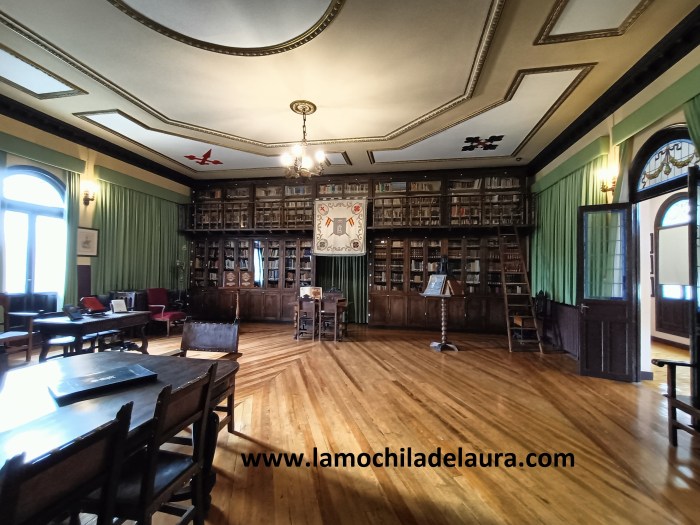 Biblioteca academia de Caballería